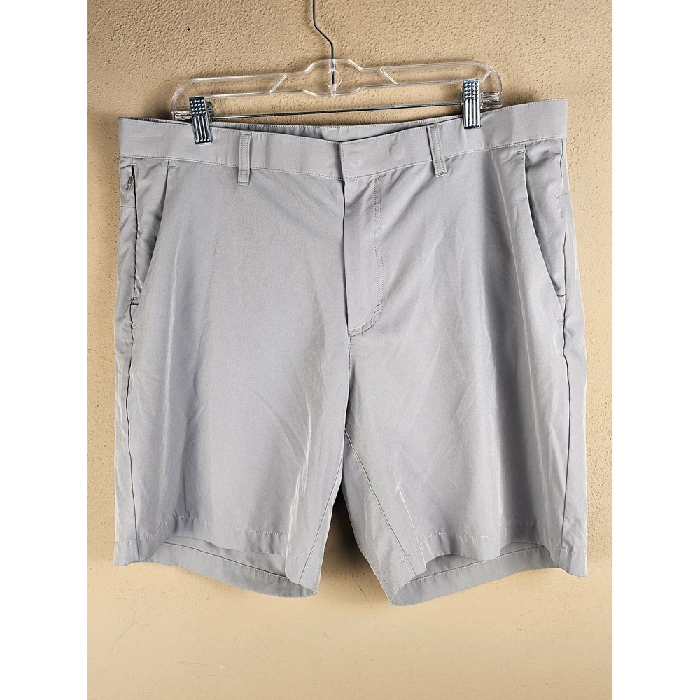 Fabletics Mens Gray Performance Golf Shorts 38‎